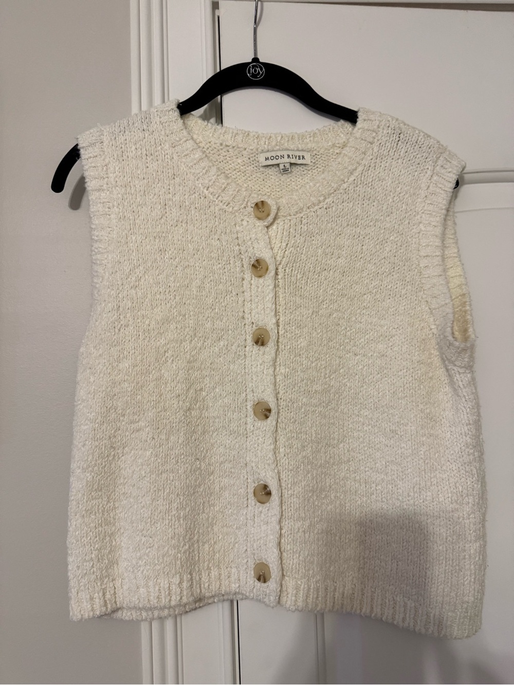 Moon River Cream Knit Button-Front Sleeveless Cardigan Vest
